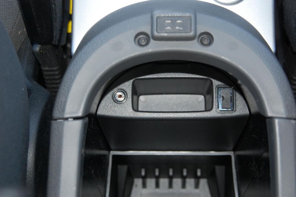 Noch läuft der Ford Kuga im deutschen Saarlouis vom Band. Sein für 2012 erwarteter Nachfolger dagegen könnte in den USA produziert werden.  | Abb. Modell 2010