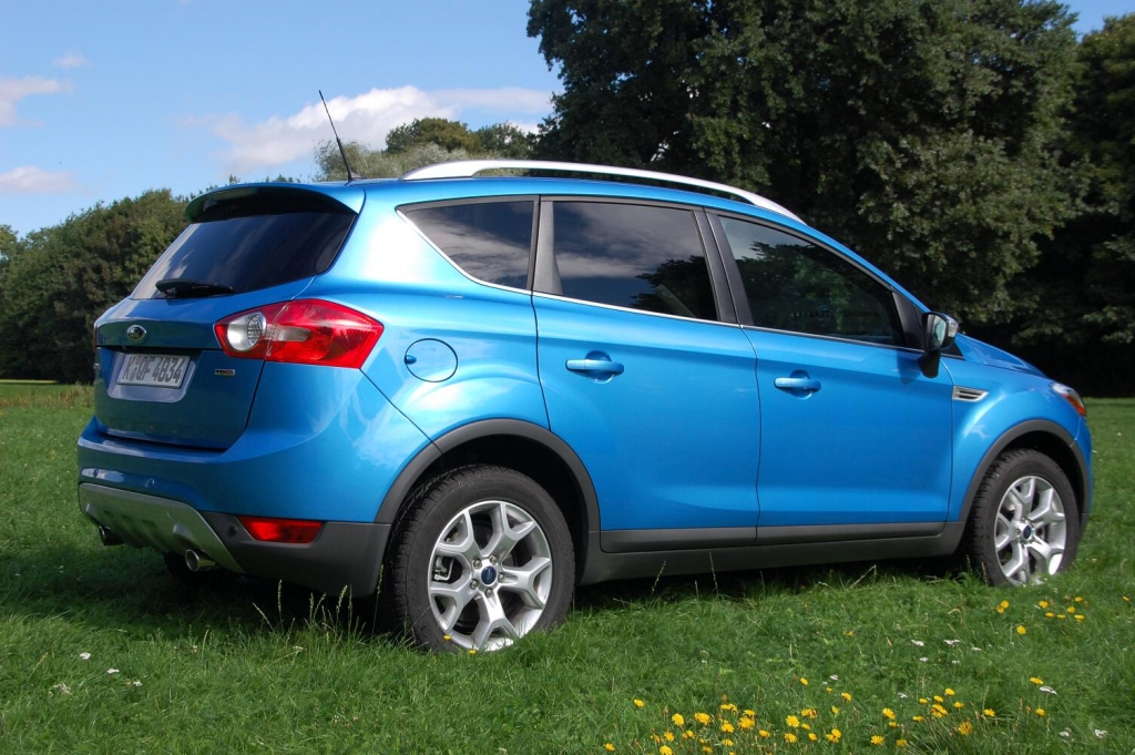 Noch läuft der Ford Kuga im deutschen Saarlouis vom Band. Sein für 2012 erwarteter Nachfolger dagegen könnte in den USA produziert werden.  | Abb. Modell 2010