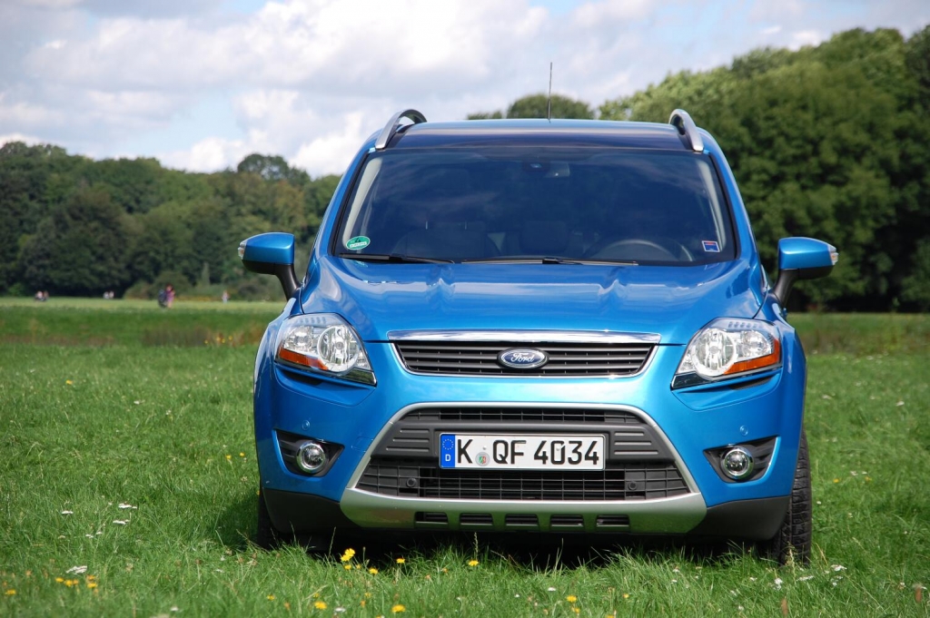 Noch läuft der Ford Kuga im deutschen Saarlouis vom Band. Sein für 2012 erwarteter Nachfolger dagegen könnte in den USA produziert werden.  | Abb. Modell 2010