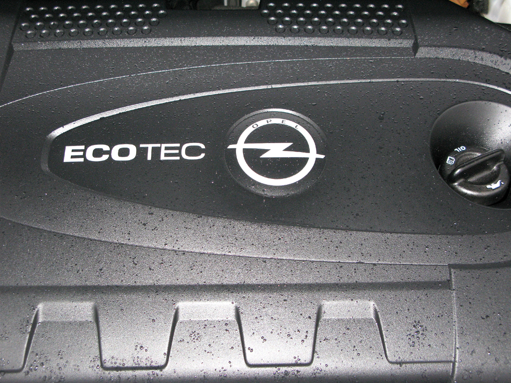 Opel Astra Diesel: Bei dem Vierzylinder handelt es sich um 2,0-Liter-Aggregat. 