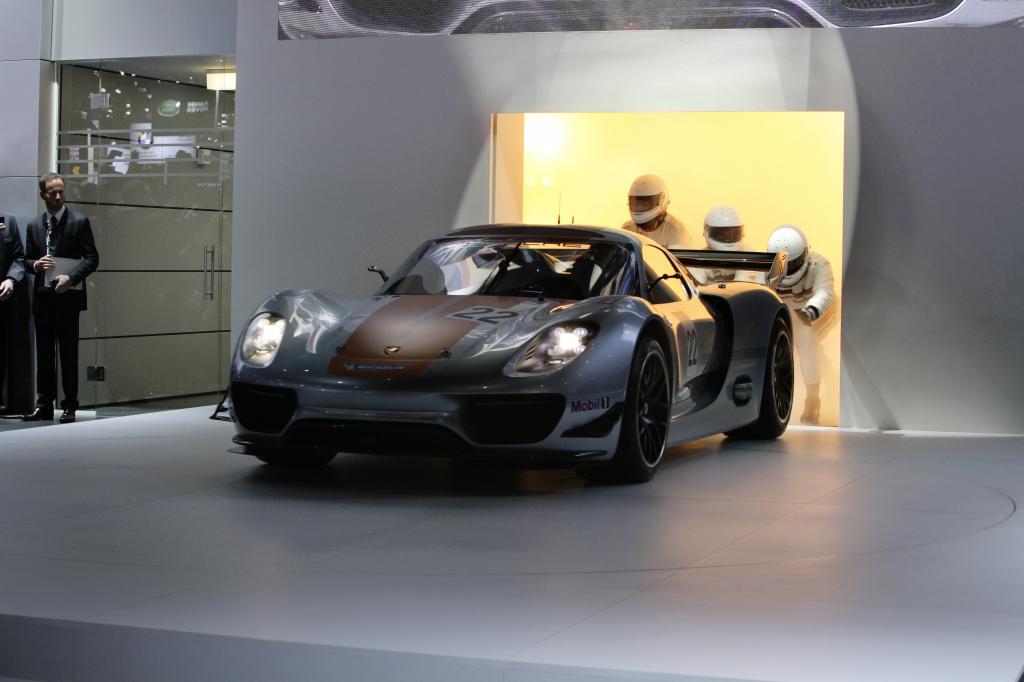 Porsche 918 RSR