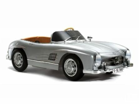Power Wheels: „Mama, ich nehm den Benz!“ Quelle: youtube
