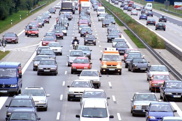 Stau durch Rückreiseverkehr 