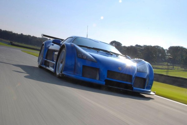 Supersportwagen Gumpert - Neues Modell Tornante steht in Genf