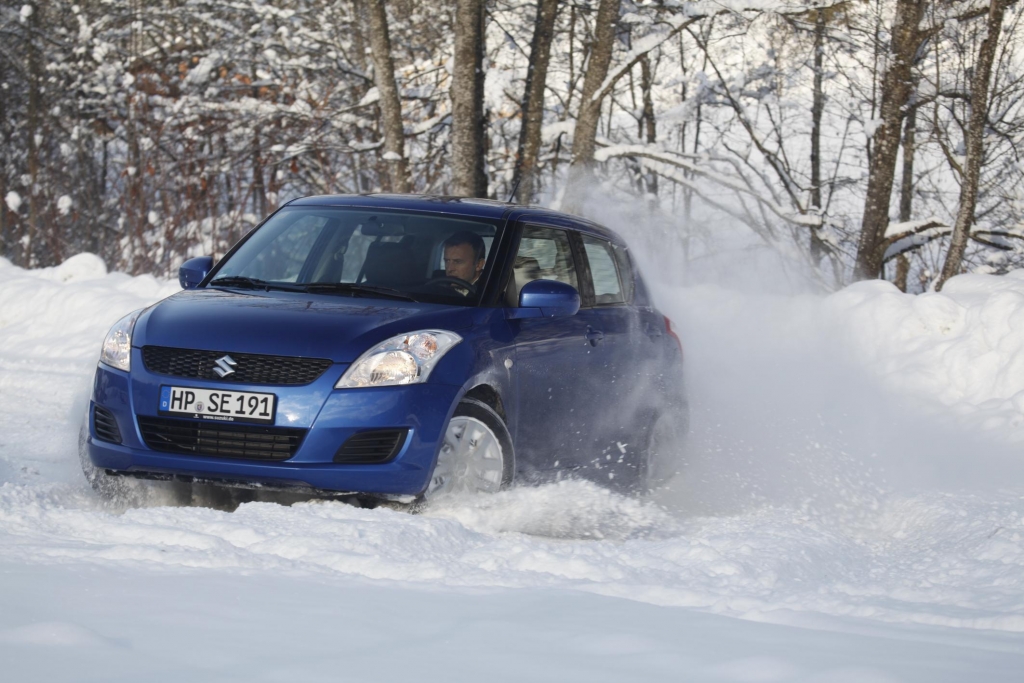 Suzuki Swift 4x4 und Suzuki Kizashi 4x4 i-AWD: Allradantrieb für alle