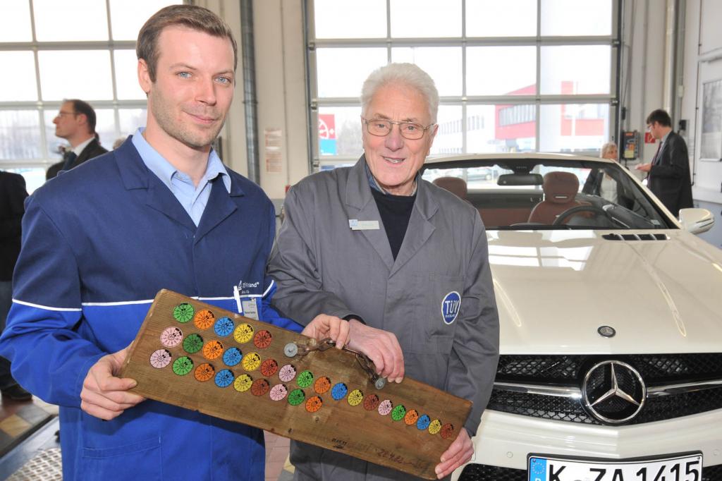 Thorsten Rechtien (li) und Lothar Schulte sind/waren Prüfingenieure beim TÜV Rheinland