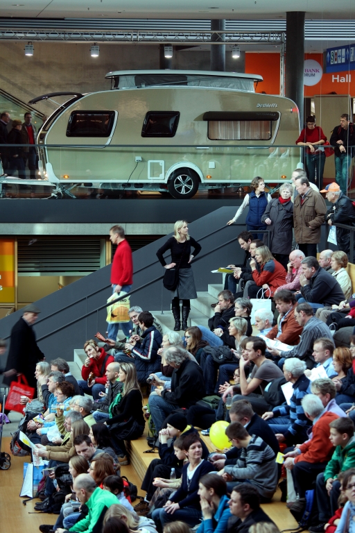 Touristikmesse CMT 2011: Volle Fahrt ins Camping-Glück 