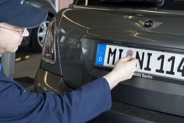 Umfrage - Autofahrer sind für Wechselkennzeichen