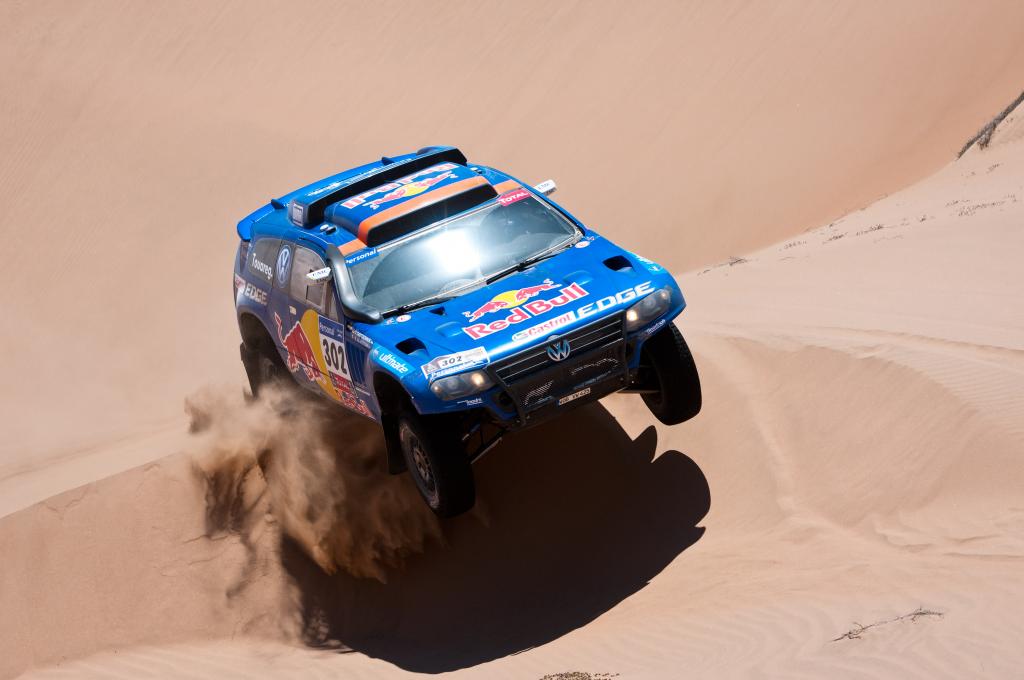 VW Race Touareg 3 von Nasser Al-Attiyah und Timo Gottschalk.