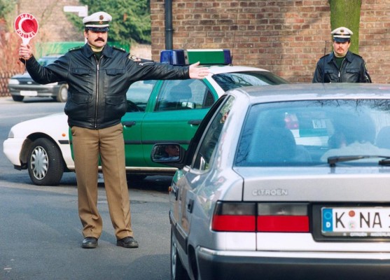Verkehrsrecht - Anwälte gegen private Überwachung