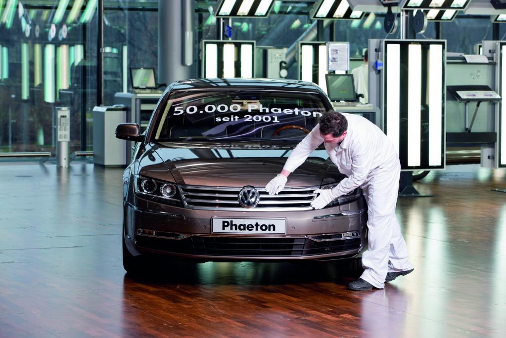 Volkswagen führt Zweischichtsystem für den Phaeton ein