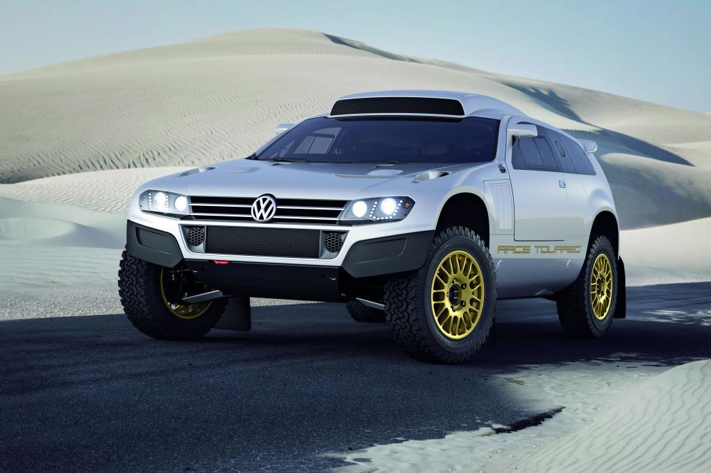 Volkswagen zeigt in Qatar zwei exklusive Touareg-Showcars