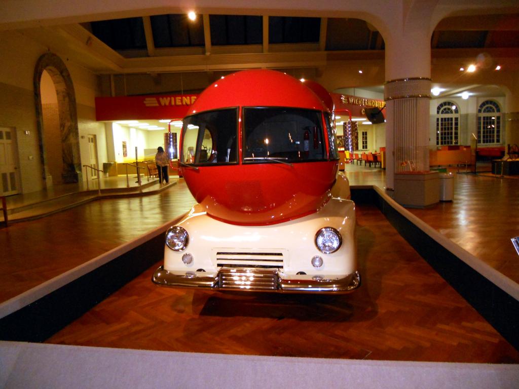 Wienermobile - 1952.