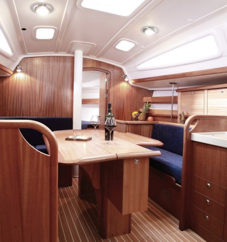 boot 2011: Delphia Yachts mit Weltpremiere der Delphia 46cc | Abb. Baureihe 33