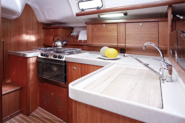 boot 2011: Delphia Yachts mit Weltpremiere der Delphia 46cc | Abb. Baureihe 40.2