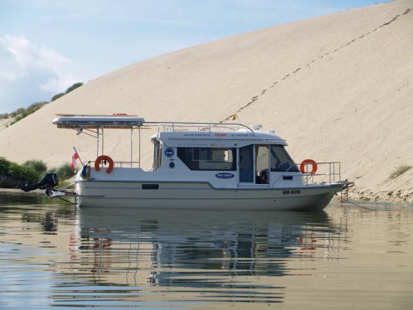 boot 2011: Inter-Yacht-West zeigt Hausboot SunCamper 30