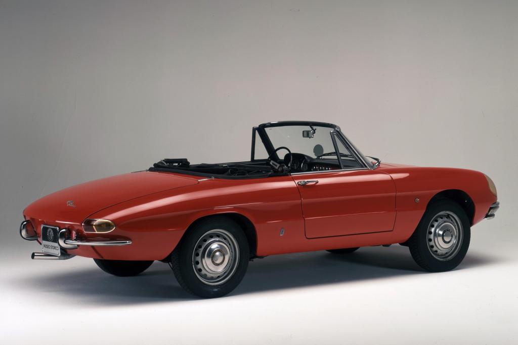 Alfa Romeo Spider Duetto, 1966
