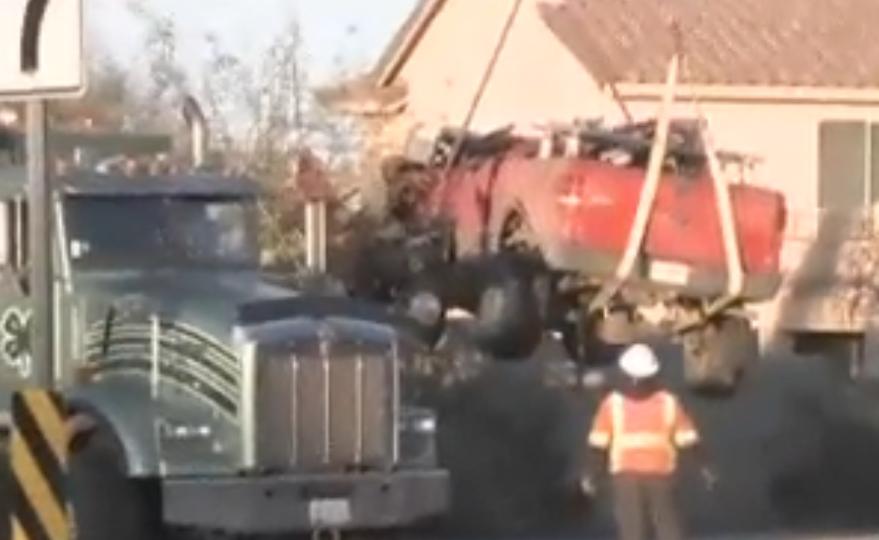 Am nächsten Morgen wurde der Pick-up aus dem Pool gehoben, Bild: azfamily.com