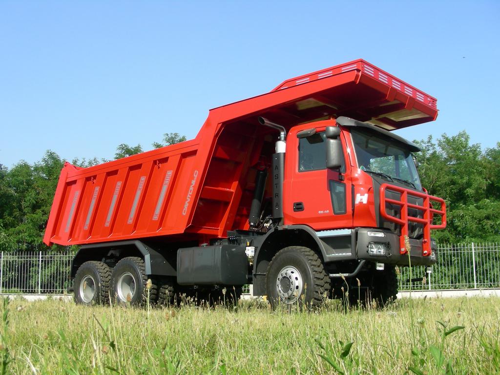 Astra HHD8 66.48 6x6 Muldenkipper.