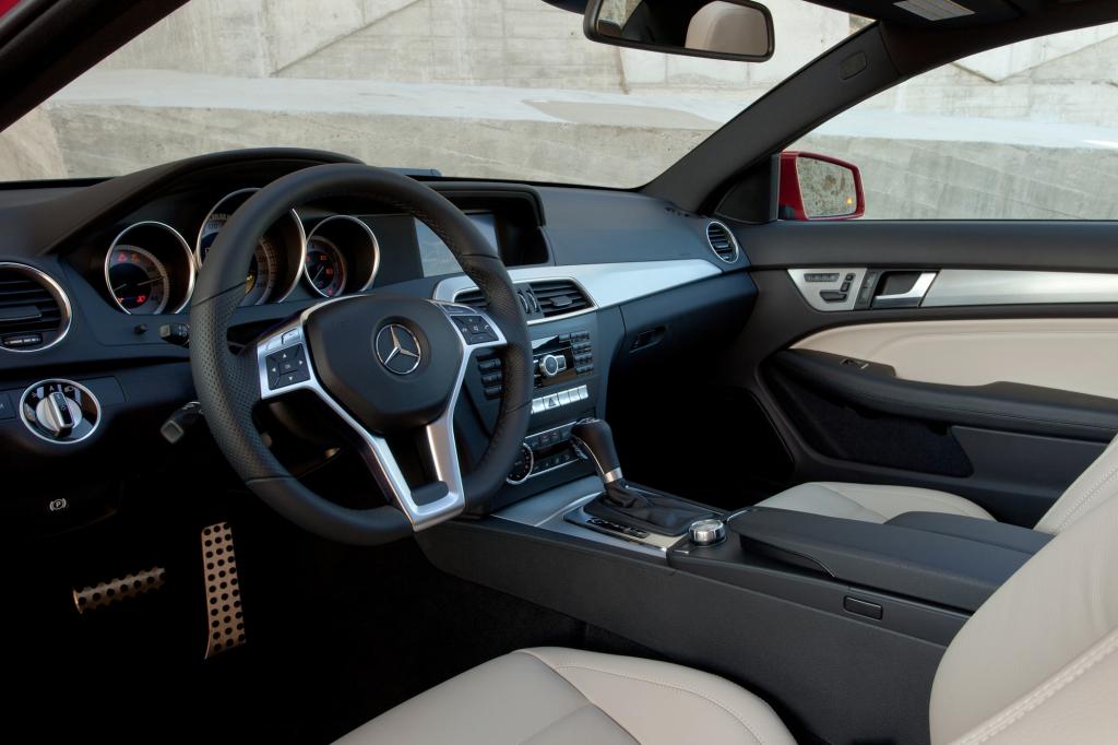 Auch von innen ein typischer Mercedes