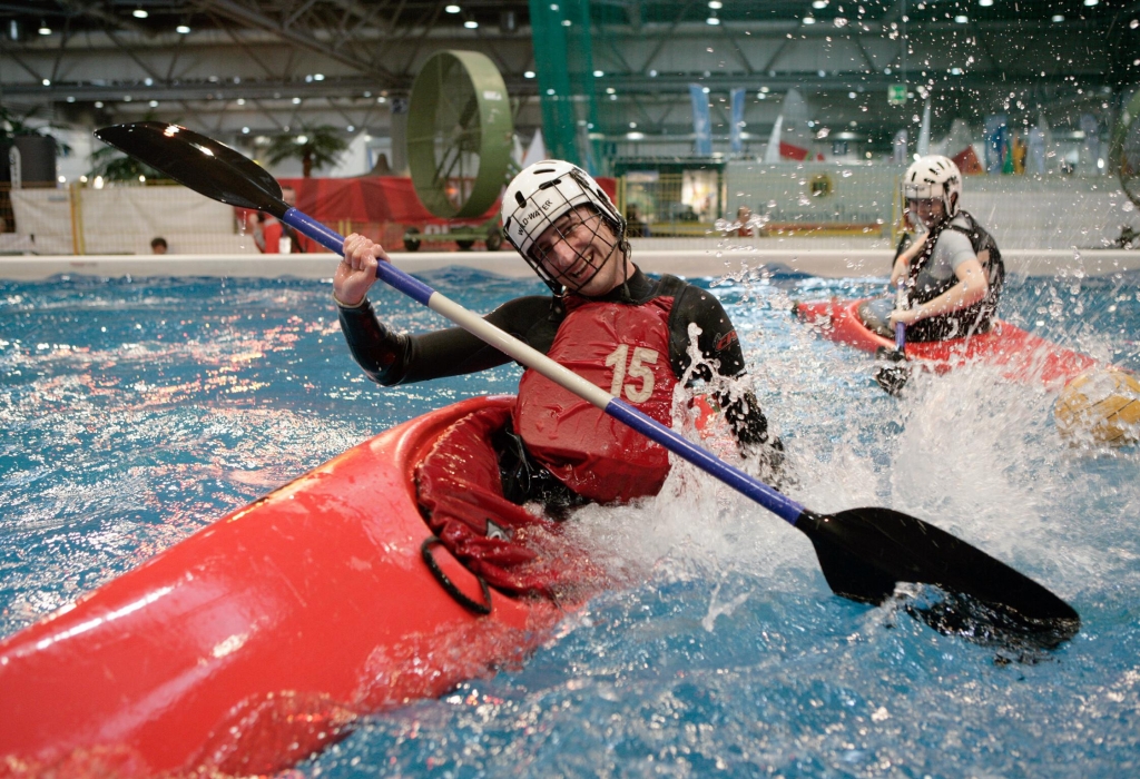 Beach & Boat 2011: Wassersportmesse Leipzig – Von Motorboot bis Stehpaddel