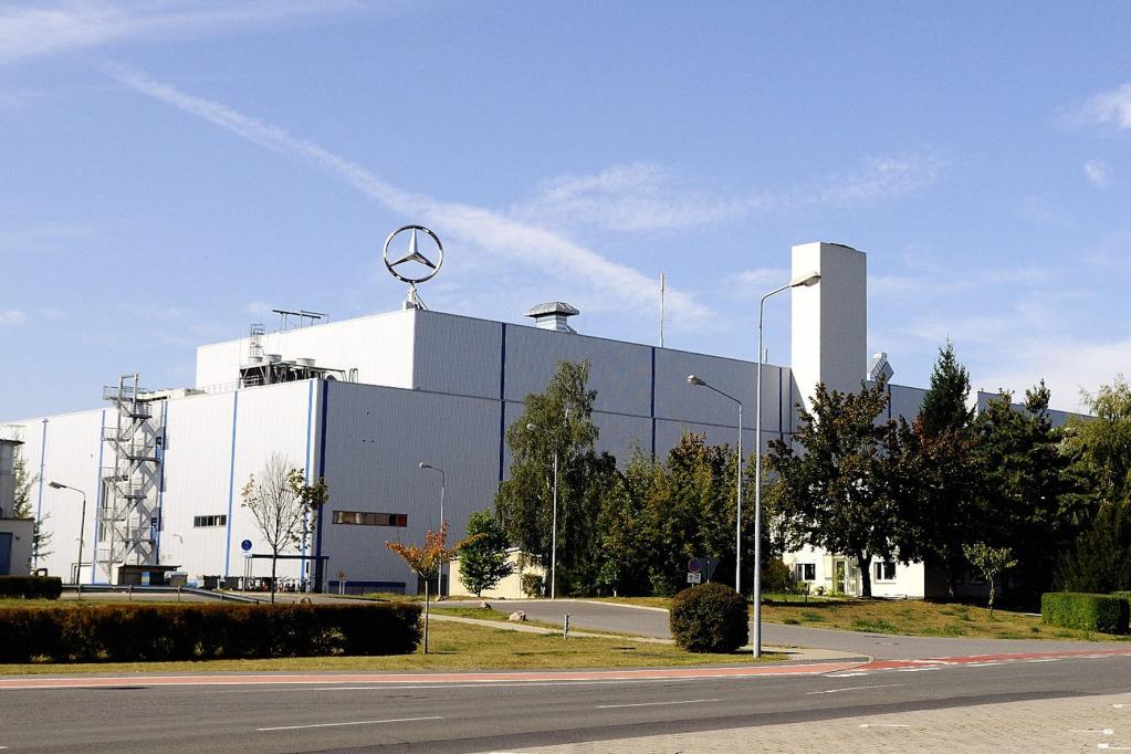 Daimler: Mehr als 10 000 neue Jobs in 2011 