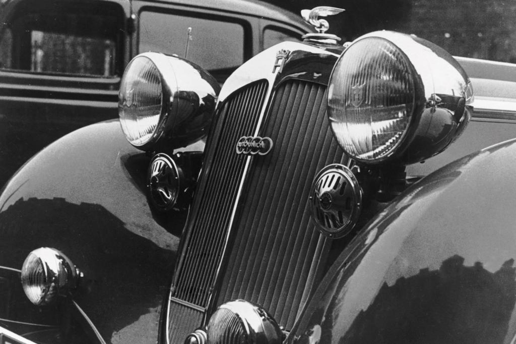 Das Gesicht des Horch 853