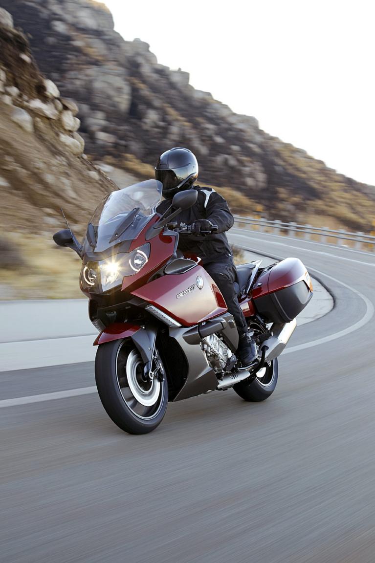 Das neue Flaggschiff am Tourerhimmel heißt BMW K 1600GT. 