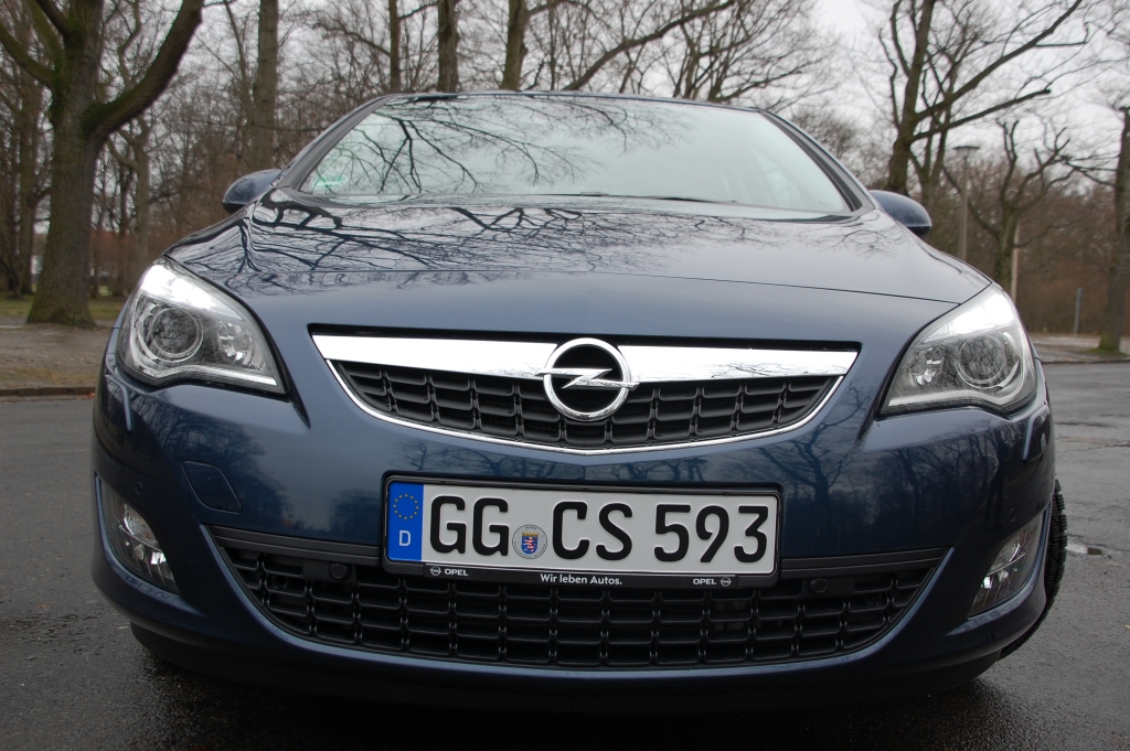 Das zweite Gesicht - Testfahrt im Opel Astra Turbo 1,4 ECOTEC Sport