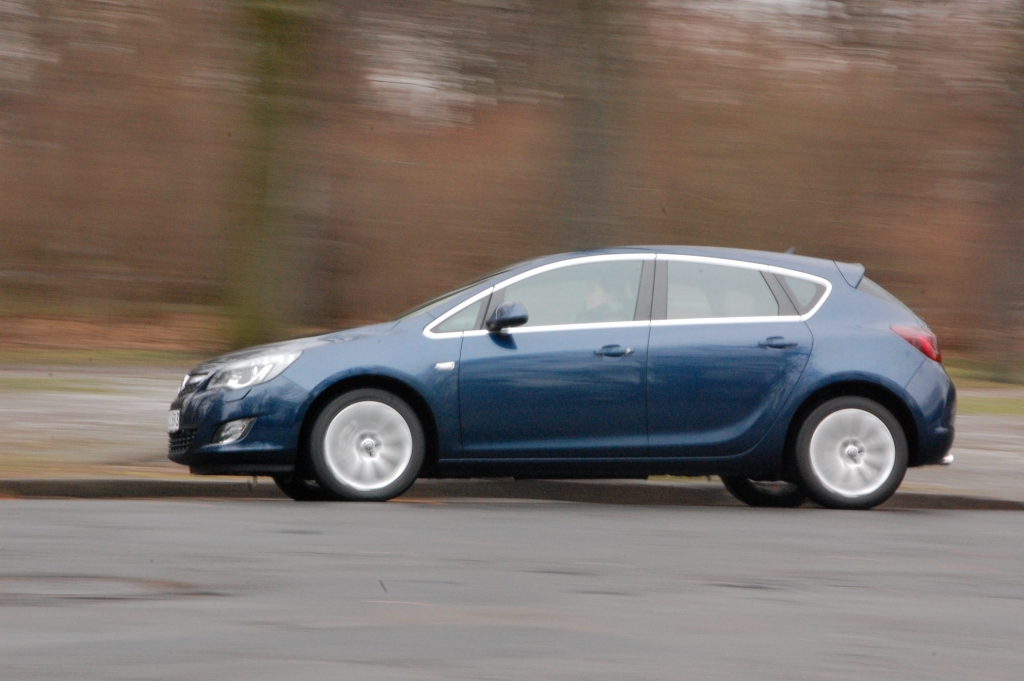 Das zweite Gesicht - Testfahrt im Opel Astra Turbo 1,4 ECOTEC Sport