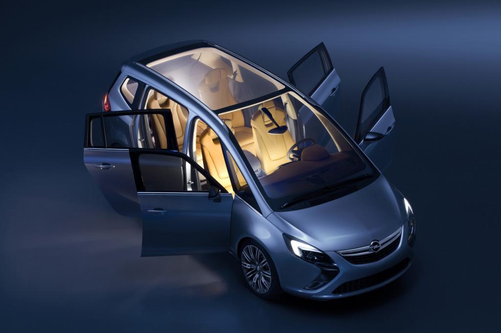 Der Opel Zafira Tourer Concept kommt deutlich moderner daher als sein Vorgänger