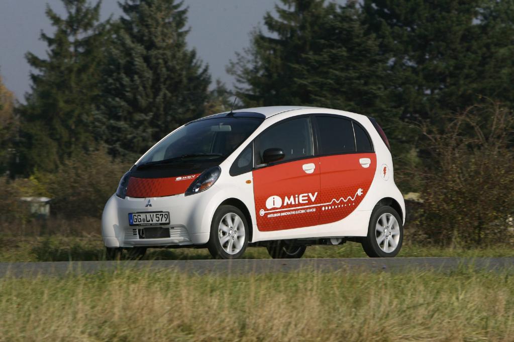 Der elektrische Mitsubishi i-MiEV hat als erstes getestetes Elektroauto vier von fünf Sterne erreicht. 