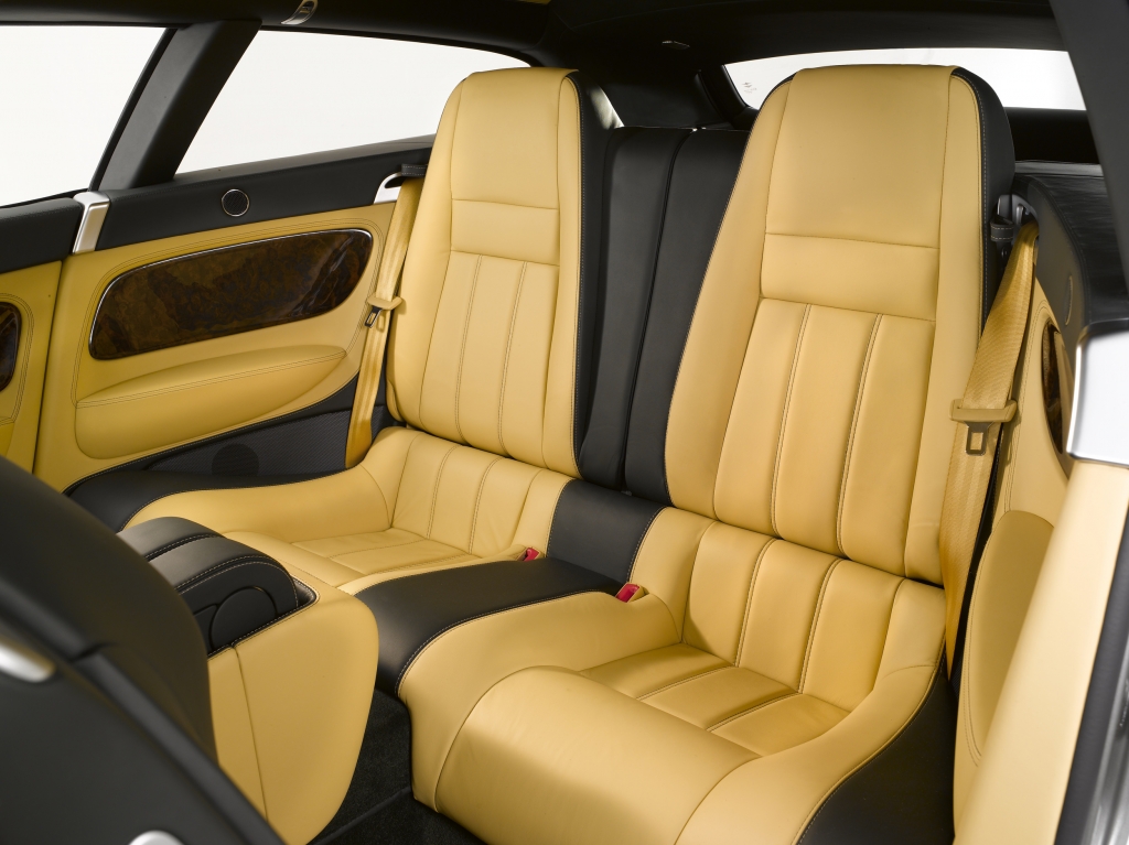 Der große Wagen: Touring Superleggera Bentley Continental Flying Star