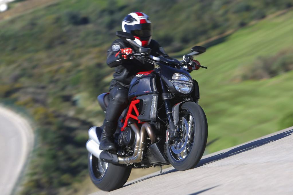 Ducati Diavel: Teuflisches Fahrvergnügen 