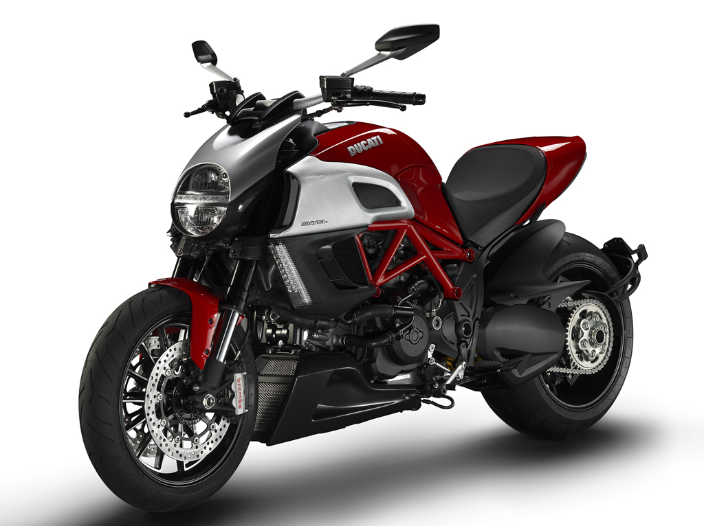Ducati Diavel: Teuflisches Fahrvergnügen 