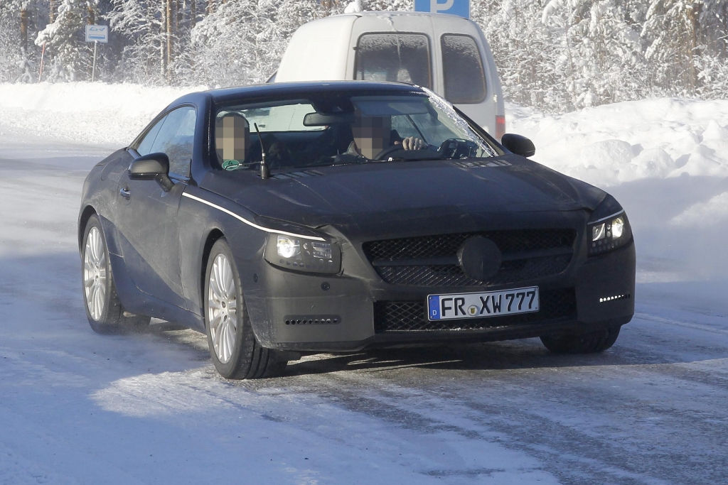 Erwischt: Erlkönig Mercedes-Benz SL – Ein Roadster im Schnee