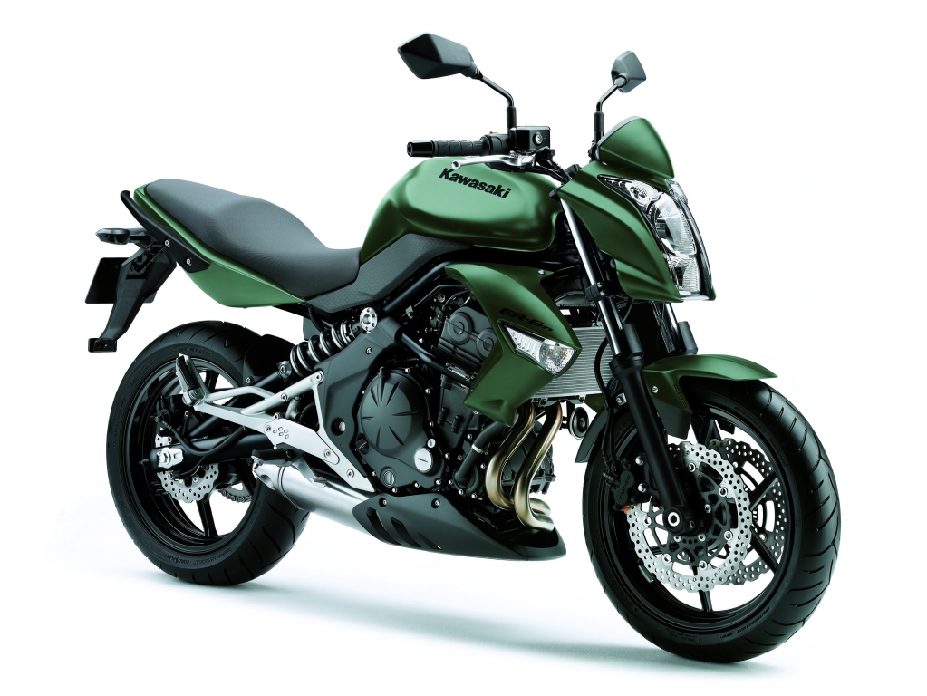 Fahrbericht Kawasaki ER-6n: Die kleine Außerirdische 