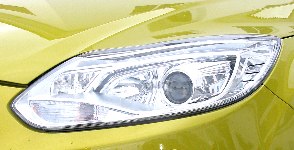 Ford Focus: Moderne Leuchteinheit vorn. 
