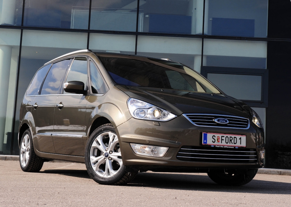 Ford Galaxy.