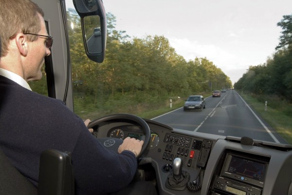 Gesetzesentwurf erleichtert Reiseverkehr mit Fernlinienbus 