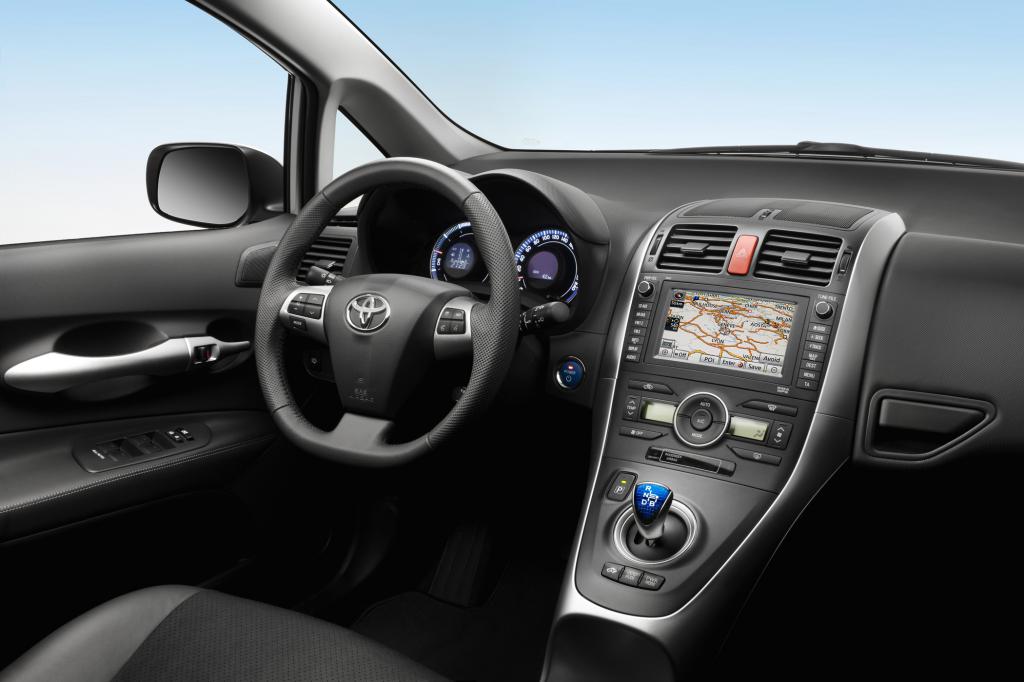 Gewohnt übersichtlich ist das Cockpit