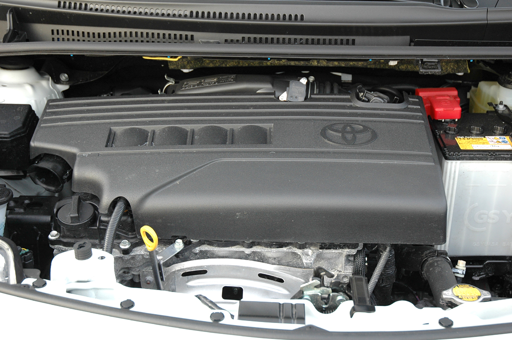 Großer Kleiner: Toyota kündigt neuen Minivan Verso-S noch für Mitte März an