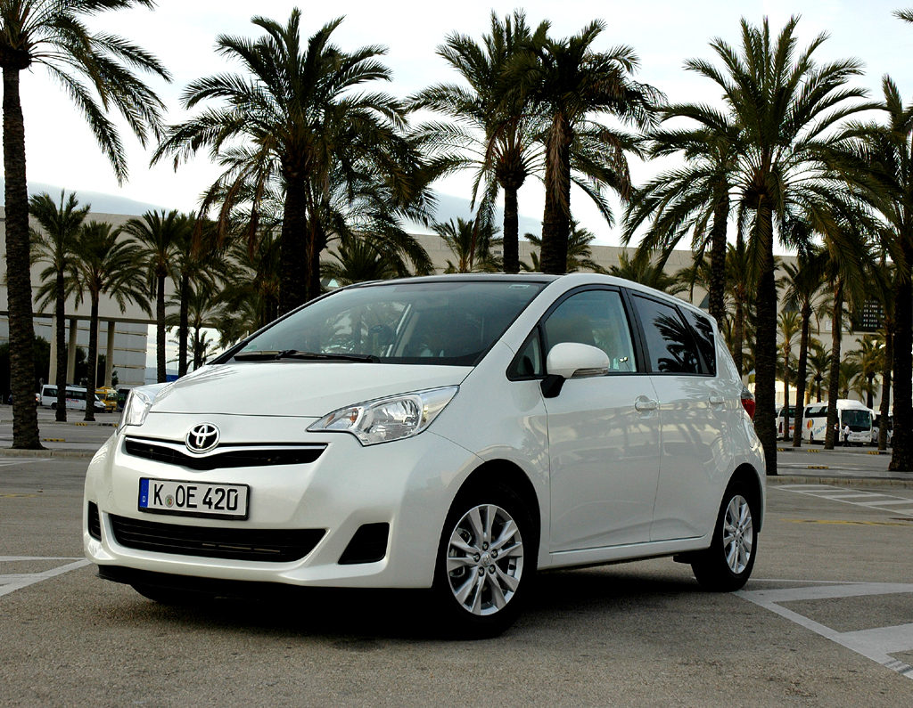 Großer Kleiner: Toyota kündigt neuen Minivan Verso-S noch für Mitte März an