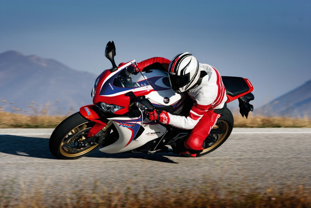 Honda Supersportler CBR1000RR Fireblade und CBR600RR mit Preisvorteil 