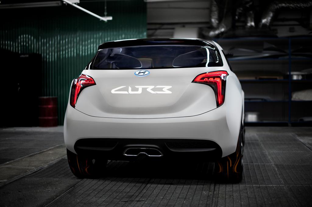 Hyundai Curb.