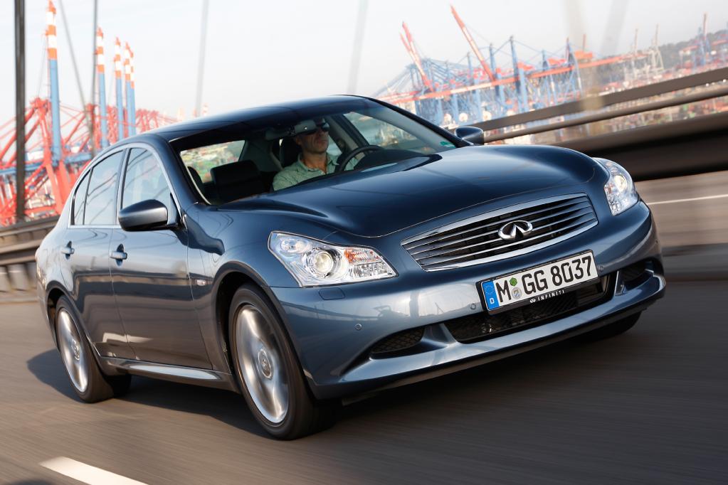 Japanischer Kraftsportler im edlen Zwirn: der Infiniti G37x verbindet nobles Aussehen mit den Fahrleistungen eines Sportwagens. 