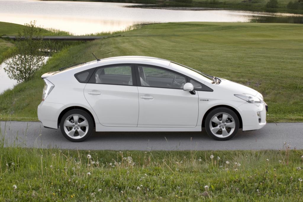 Japans Bestseller des Jahres 2010 war der Toyota Prius