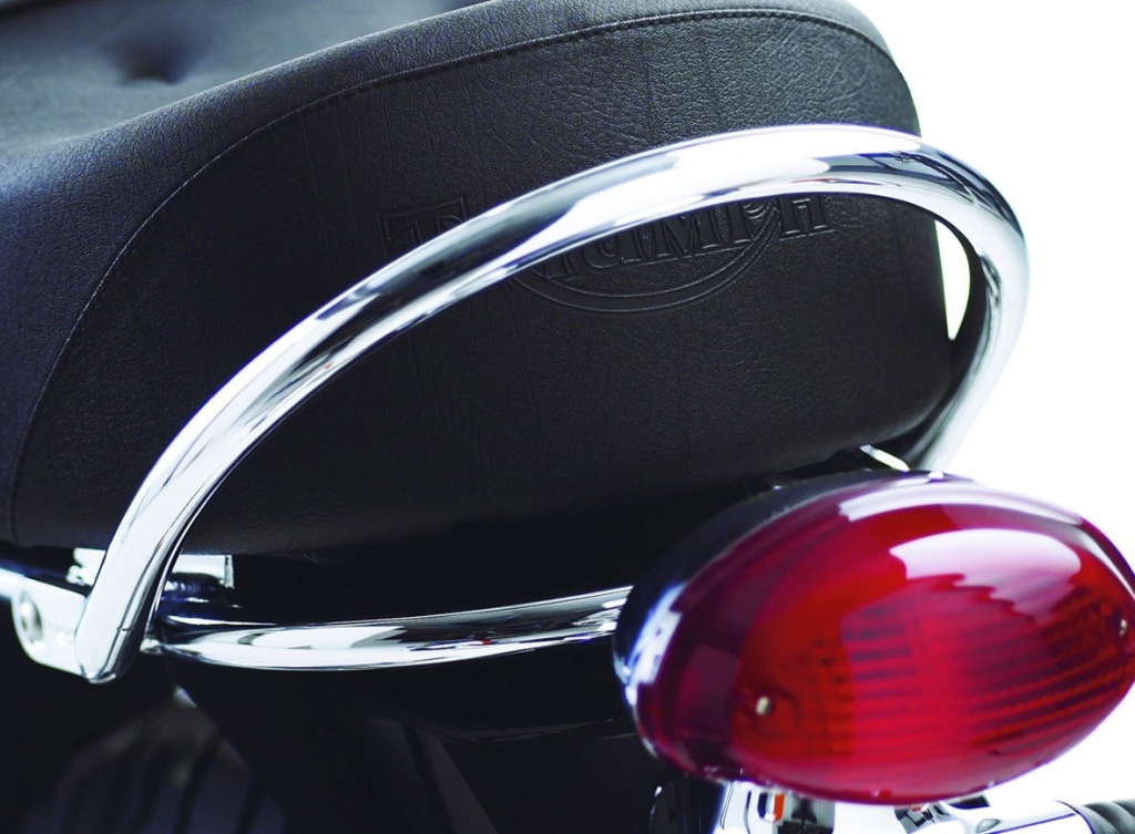 Käufer von Triumph Bonneville sowie ihrer Schwestern Bonneville SE und Bonneville T100 Black winkt bis 31. März ein Gratis-Zubehörpaket. 