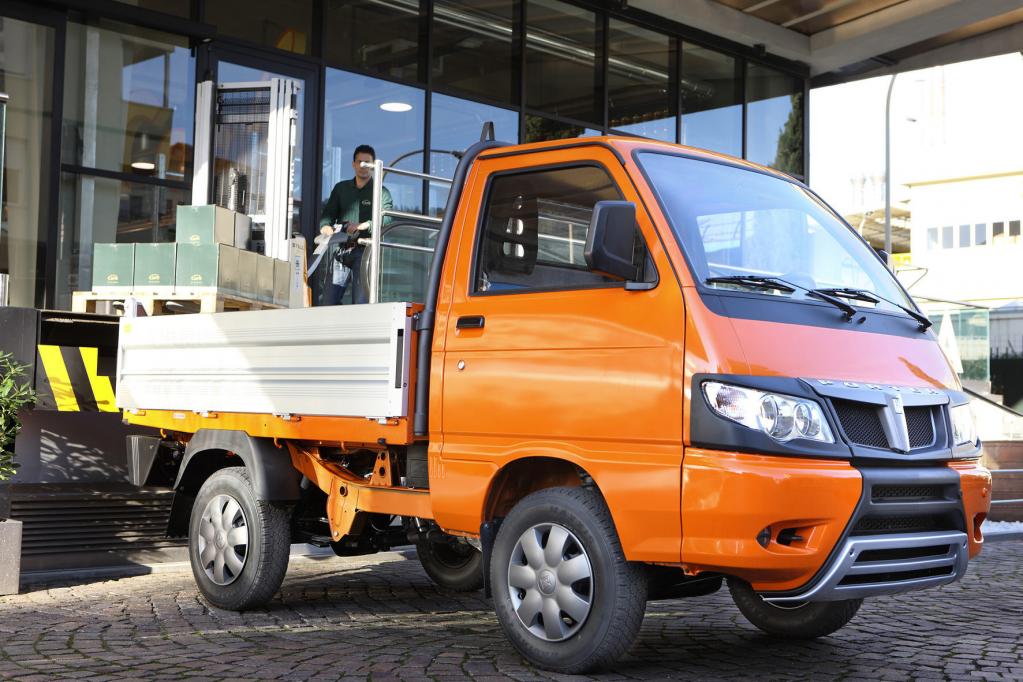 Kleintransporter: Piaggio Porter mit zwei neuen Motoren 