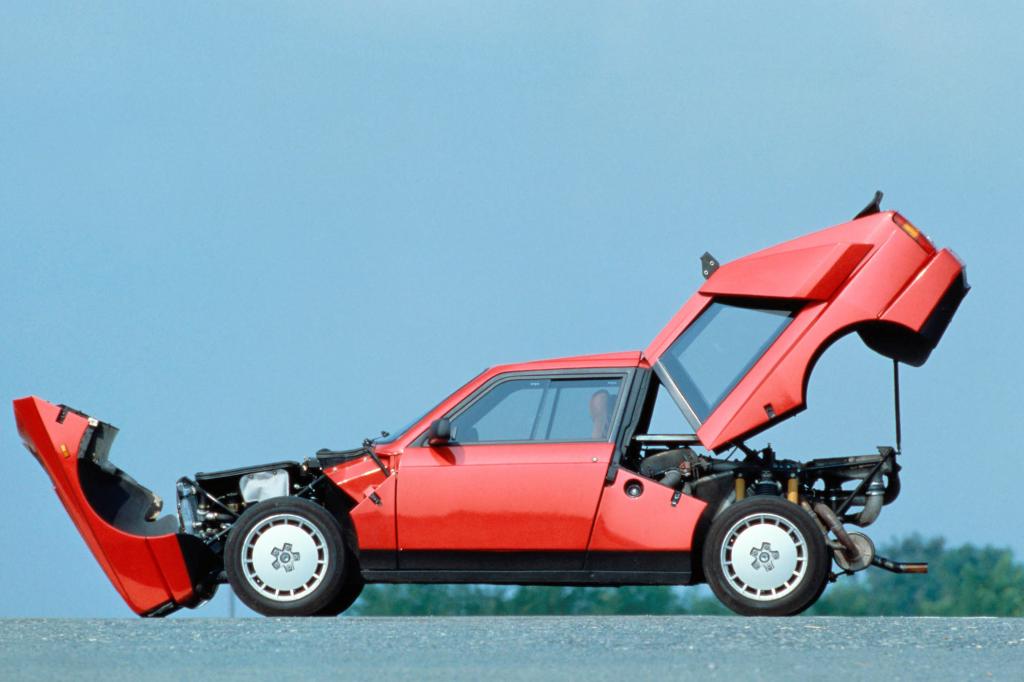 Lancia Delta S4